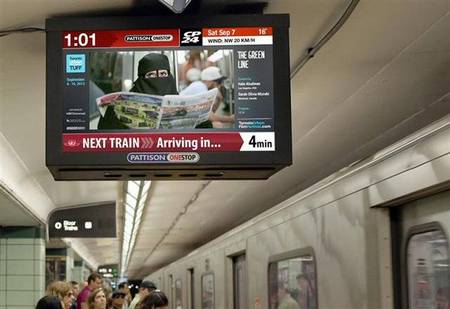 Пассажирам метрополитена Торонто бесплатно показывают кино 