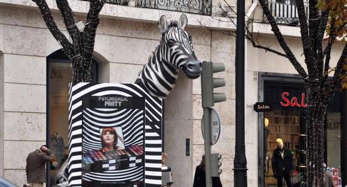 В рекламной кампании бренда Sephora португальские креативщики использовали зебру