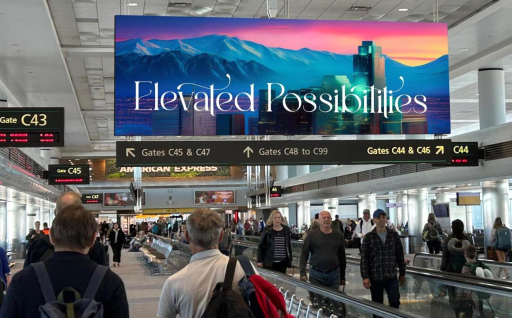 Компания JCDecaux выиграла 10-летний рекламный контракт с Международным аэропортом Денвера
