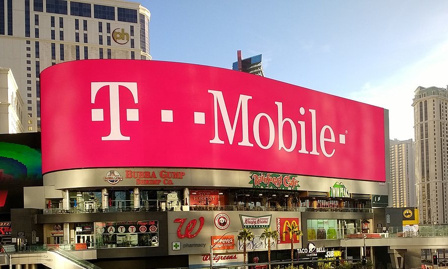 T-Mobile US покупает крупнейшего разработчика технологий для DOOH-рекламы Vistar Media