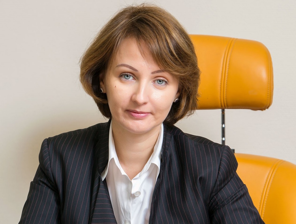 Анна Титова, генеральный директор компании «XXI век ТВ»: «Возьмемся за руки, друзья!»