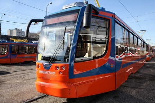 Краснодарское УФАС требует сохранить рекламу на общественном транспорте