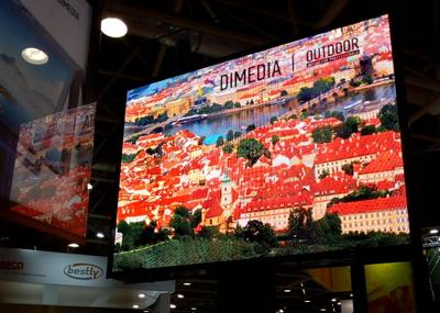 Компания «ДиМедиа» участвует в международных выставках «Реклама 2019» и Integrated Systems Russia