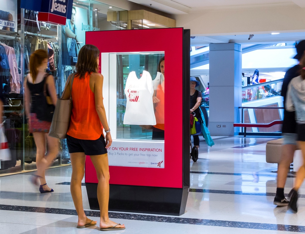 Special-K-shopping-centre-change-room-mirror-special-build-Chatswood-cu.jpg